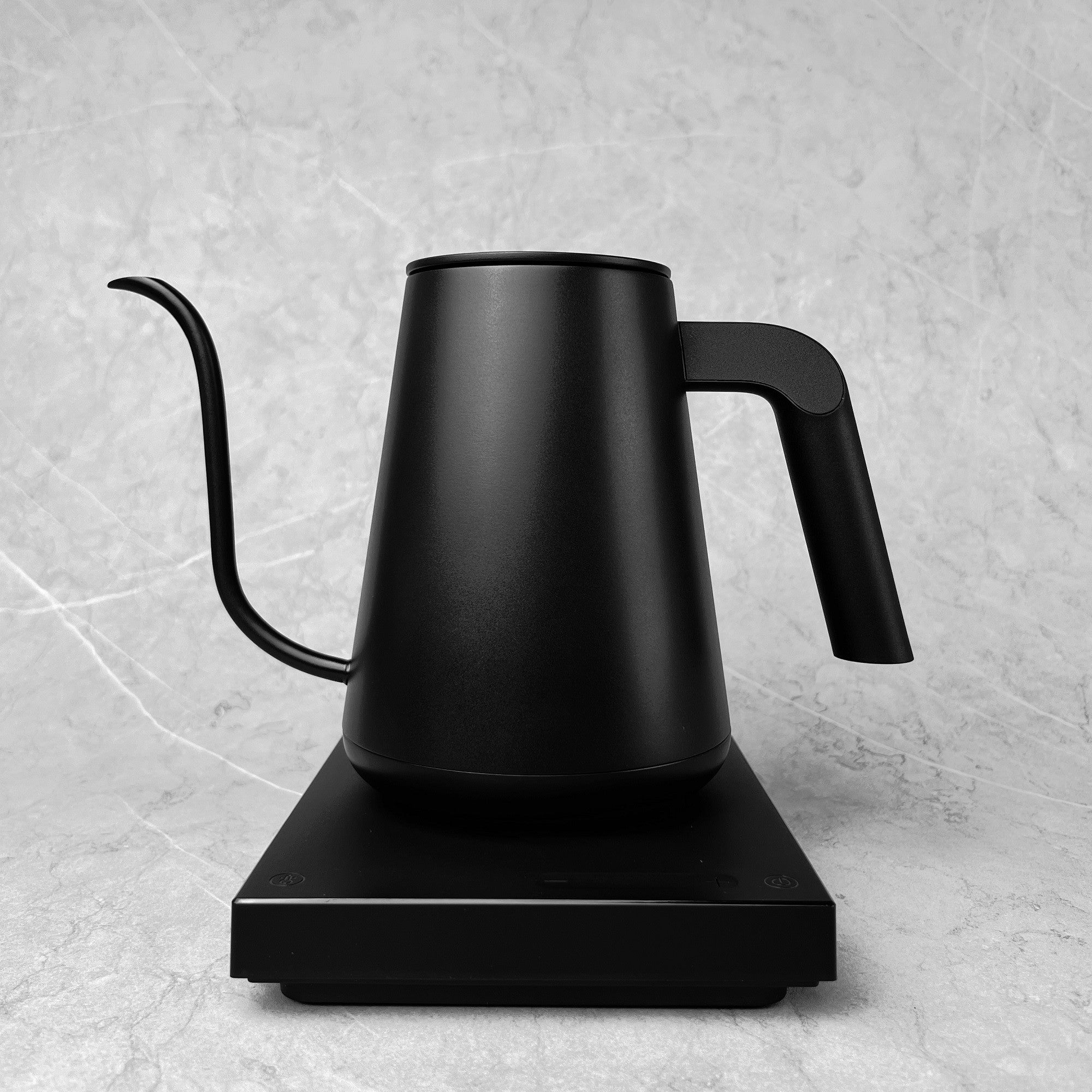 Electric gooseneck outlet kettle